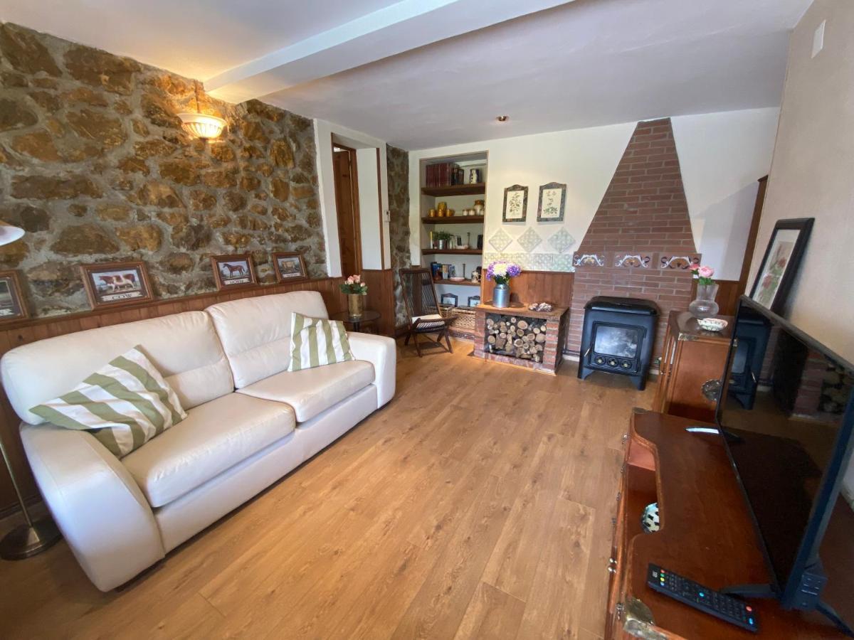 Nava Villa Paraes מראה חיצוני תמונה